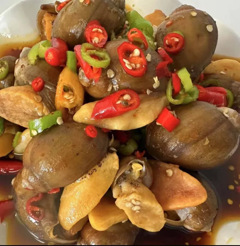 Sizzling Spicy Abalone Snails Buy one bucket, get one bucket free and a 350g taster pack.